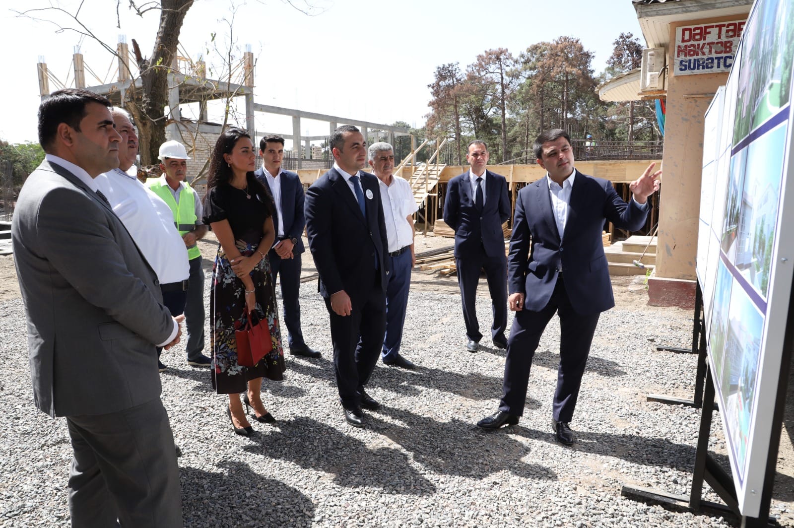 Neftçala şəhər E.Həbibov adına 4 nömrəli tam orta məktəb üçün yeni bina tikilir