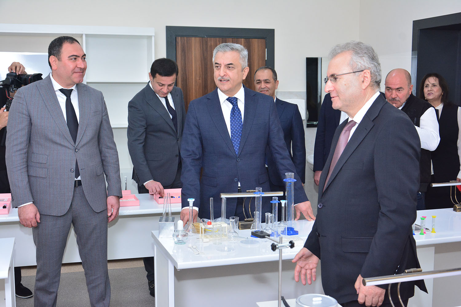 Yalavac kənd tam orta məktəbin binasının əsaslı təmirdən sonra açılış mərasimi keçirilib