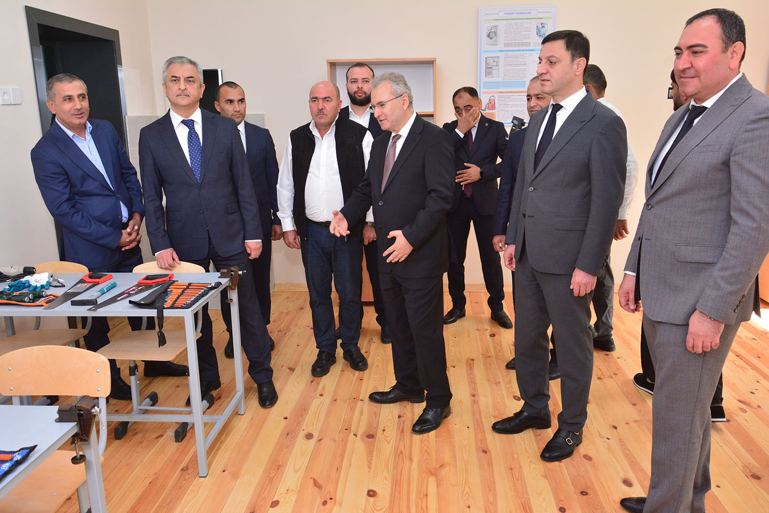 Yalavac kənd tam orta məktəbin binasının əsaslı təmirdən sonra açılış mərasimi keçirilib