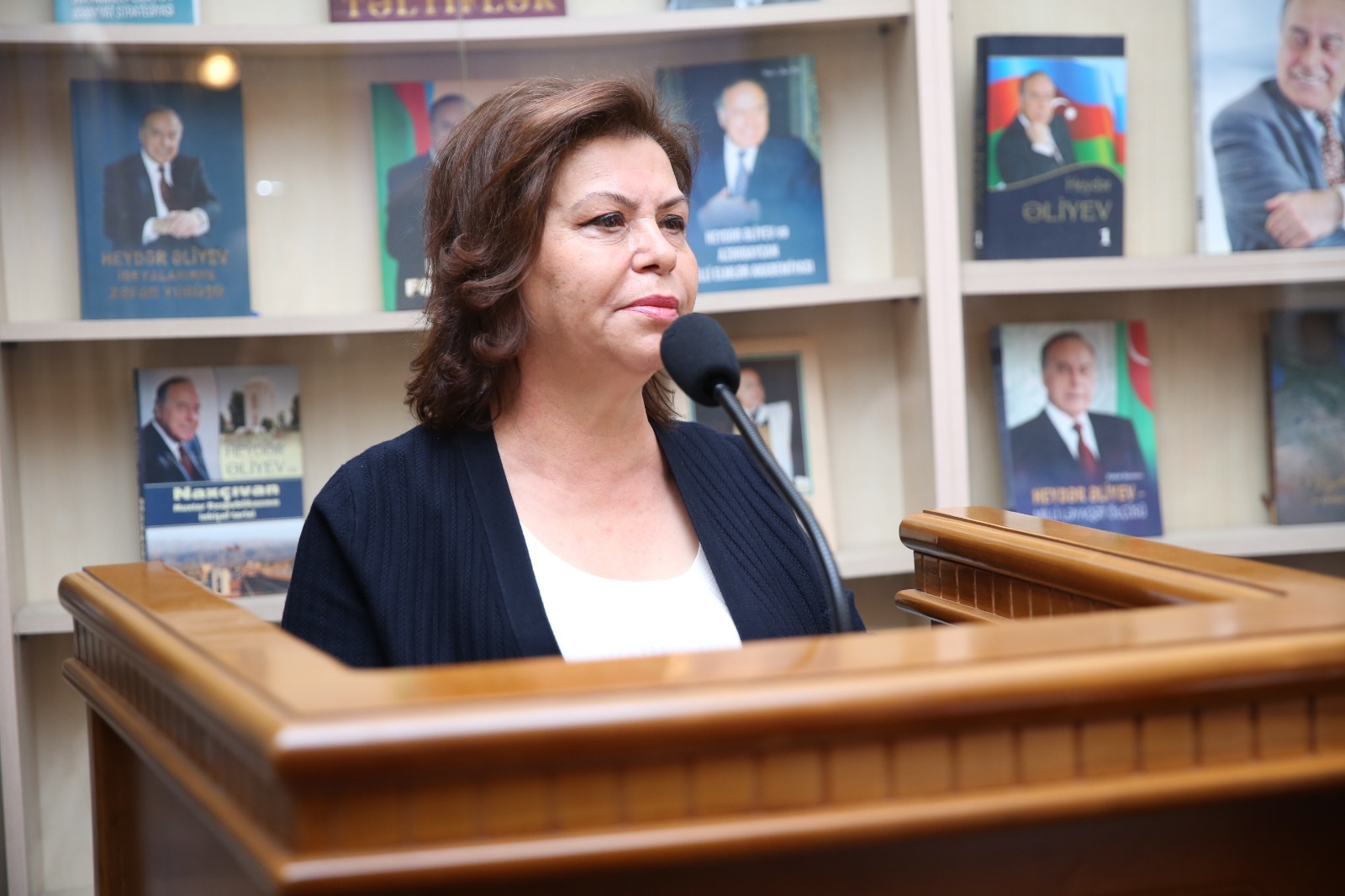 ADPU-da “Azərbaycan müəllimi”nin 90 illiyi və Beynəlxalq Müəllimlər Günü ilə əlaqədar görüş keçirilib
