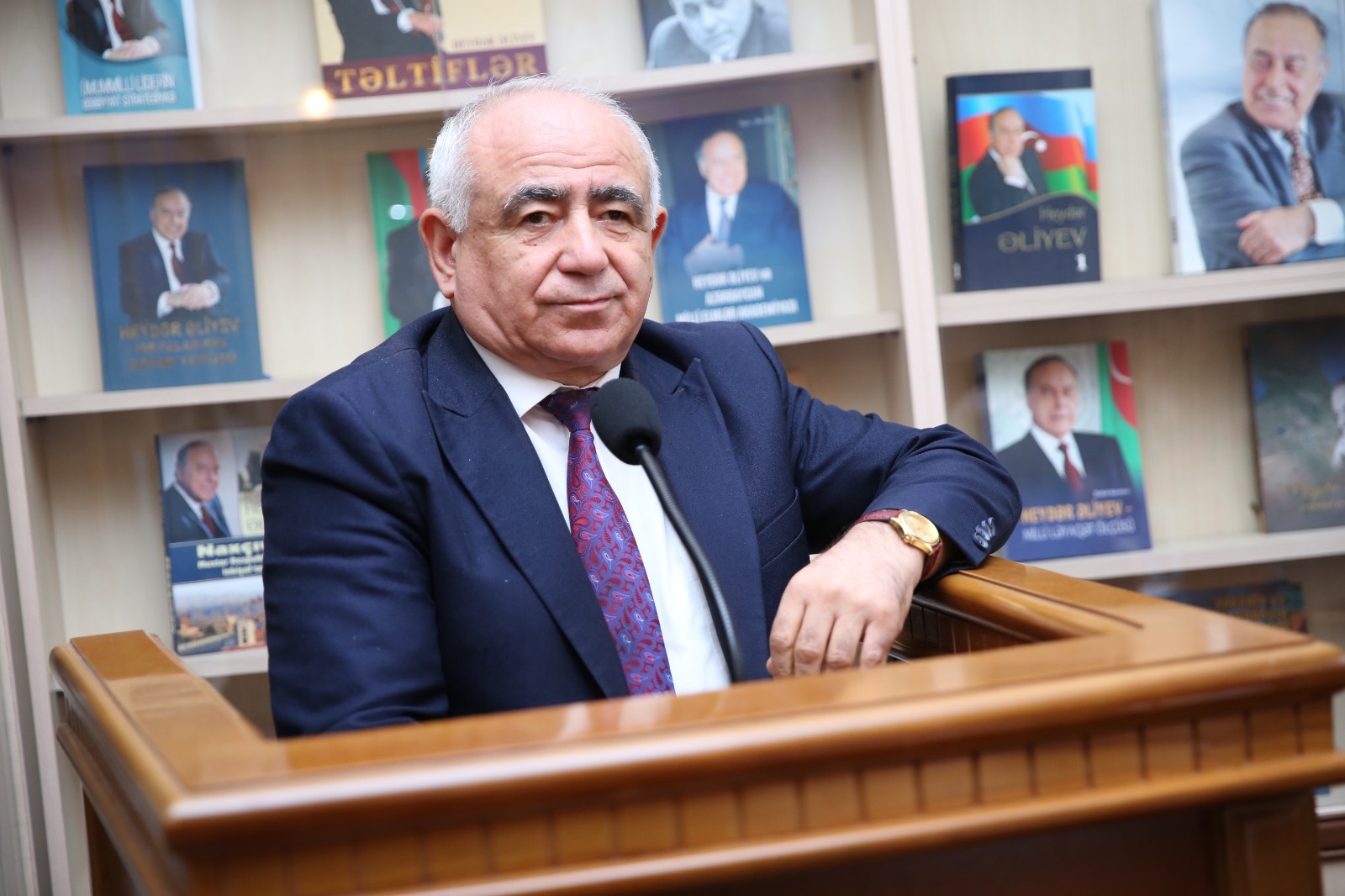 ADPU-da “Azərbaycan müəllimi”nin 90 illiyi və Beynəlxalq Müəllimlər Günü ilə əlaqədar görüş keçirilib