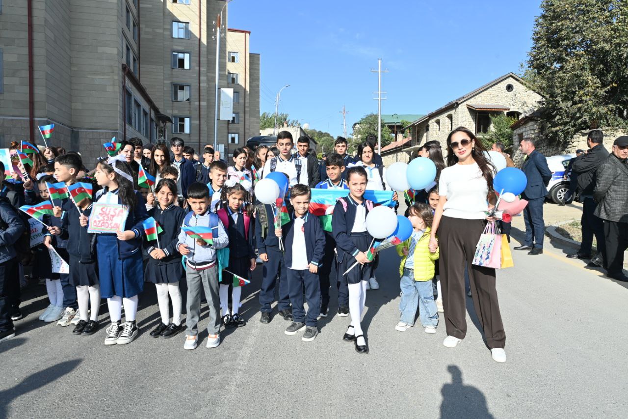 Şuşada 33 ildən sonra ilk zəng çalınıb