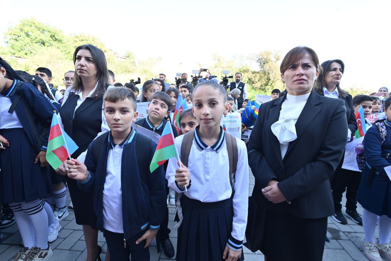 Şuşada 33 ildən sonra ilk zəng çalınıb