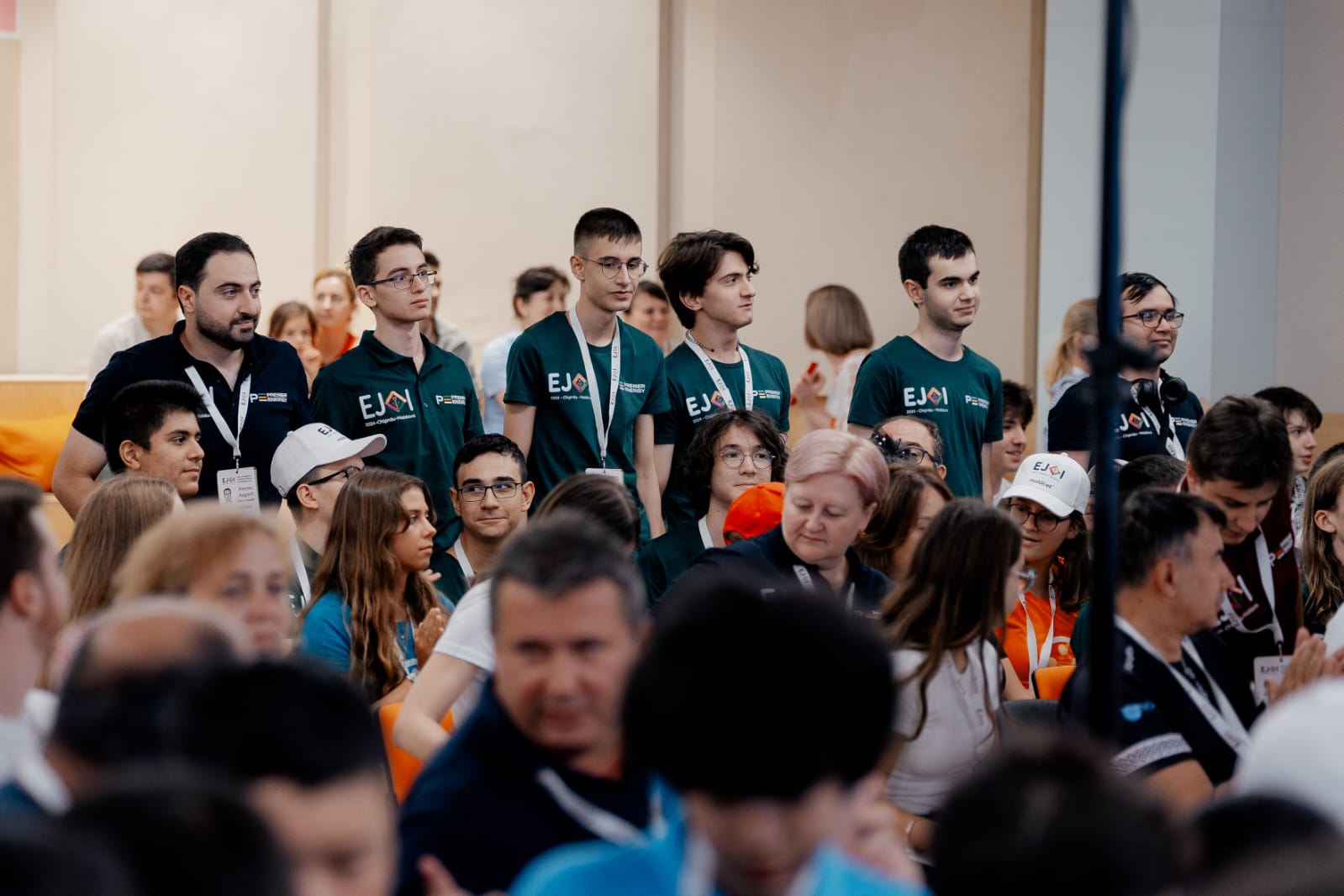 Məktəblilərimiz Yeniyetmələrin Avropa İnformatika Olimpiadasında uğurla çıxış ediblər