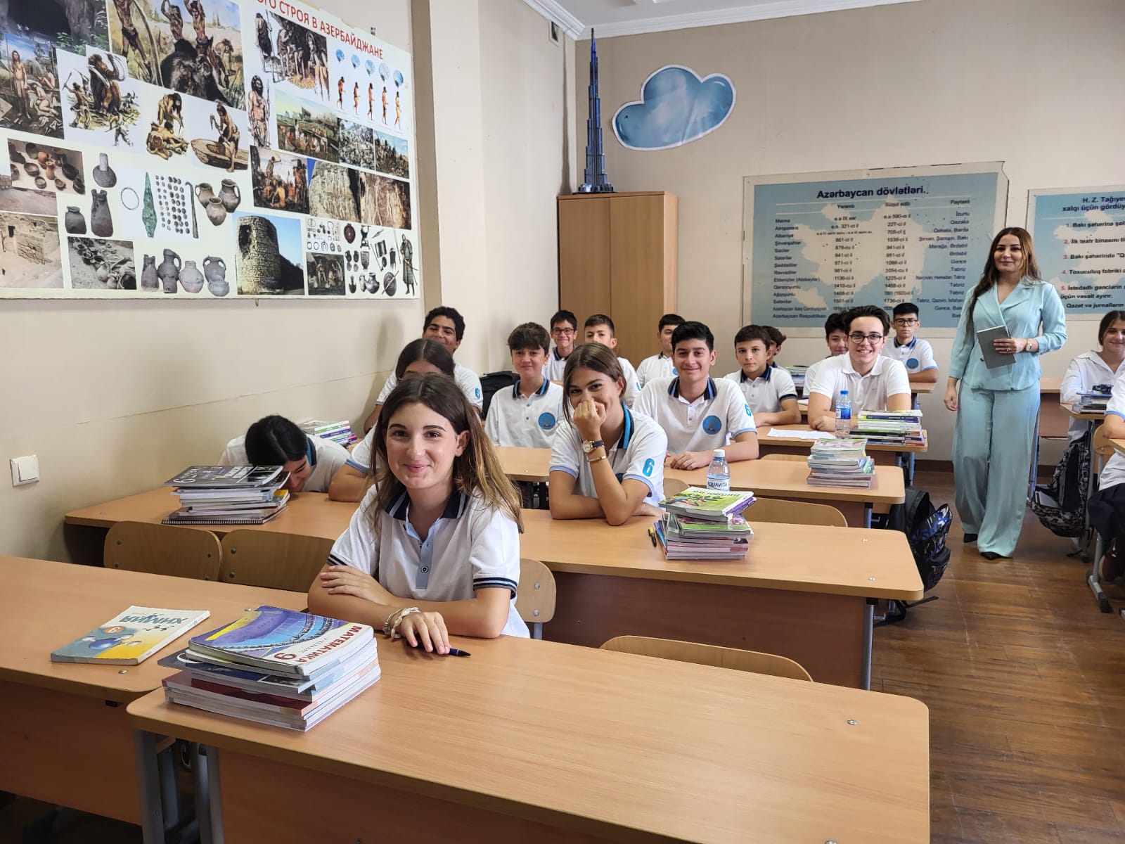 İctimai Şuranın üzvləri tədris ilinin ilk dərslərini izləyiblər