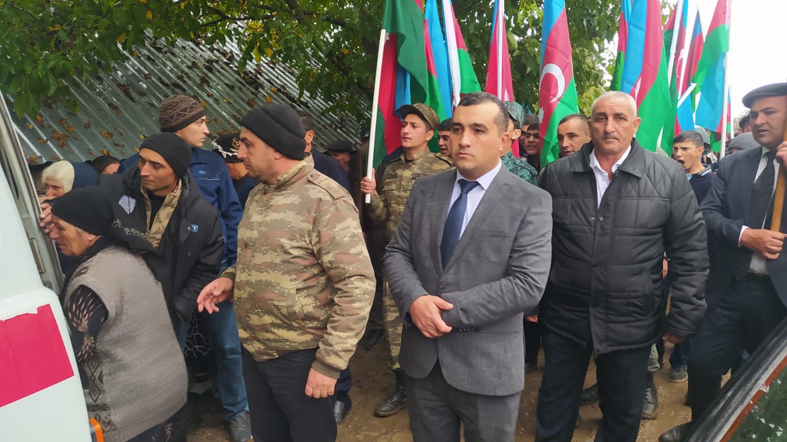 Təhsil aldığı orta məktəbə adı verilən şəhidimiz 30 il sonra dəfn olunub