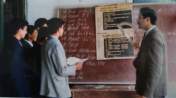 Əməkdar müəllim Cəbrayıl Şirəliyev: Cəmiyyətdə müəllim nüfuzunu qorumaq üçün məsuliyyət hamı tərəfindən dərk olunmalıdır