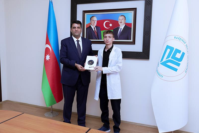 Naxçıvan Dövlət Universitetində ilk dəfə olaraq Tibb ixtisası üzrə SABAH qruplarına tələbə qəbulu keçirilib
