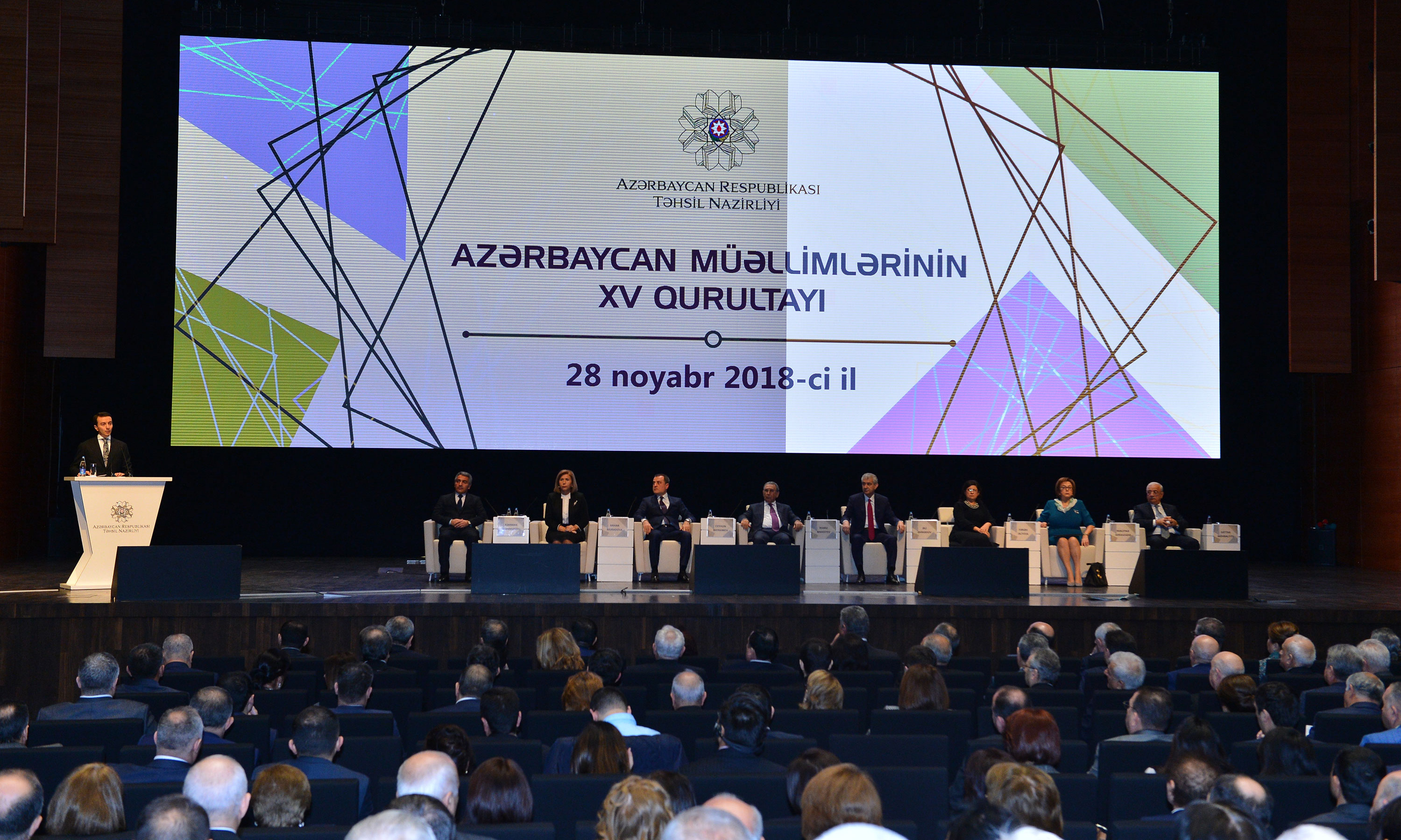 Azərbaycan müəllimlərinin XV qurultayı başlayıb