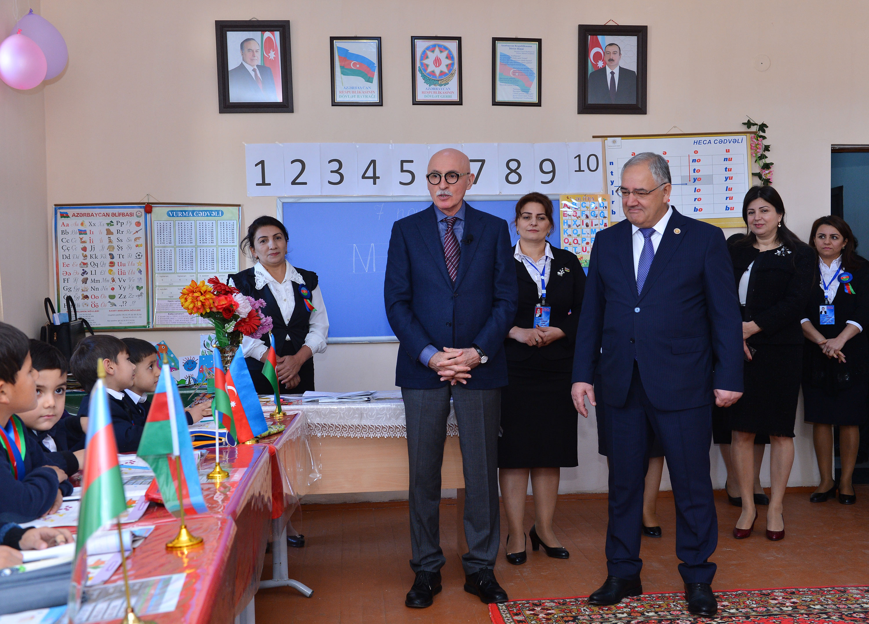 Ağdamda yeni məktəb binasının açılışı olub