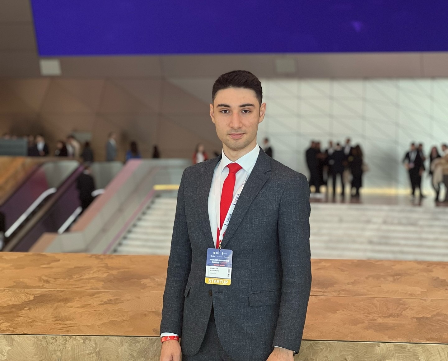 “Qazandığım hər bir uğurda SABAH-da aldığım təhsilin payı var” – Kamran Qasımovla MÜSAHİBƏ