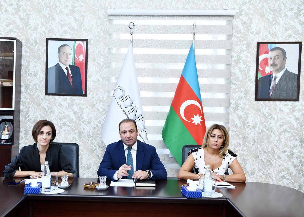 ADNSU ilə QS arasında müqavilə imzalanıb