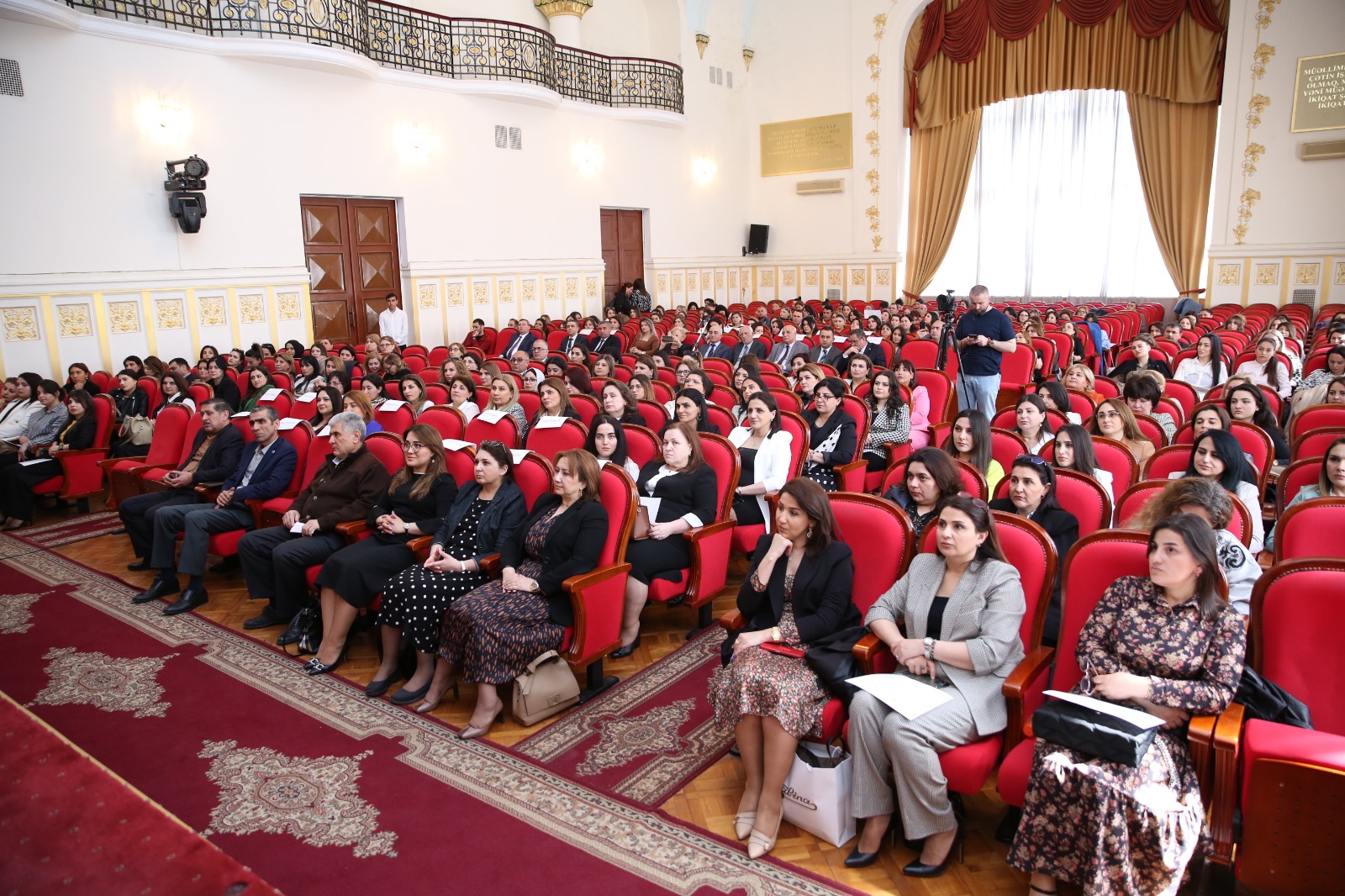Təhsildə ənənəvi anlayışlara yeni baxış
