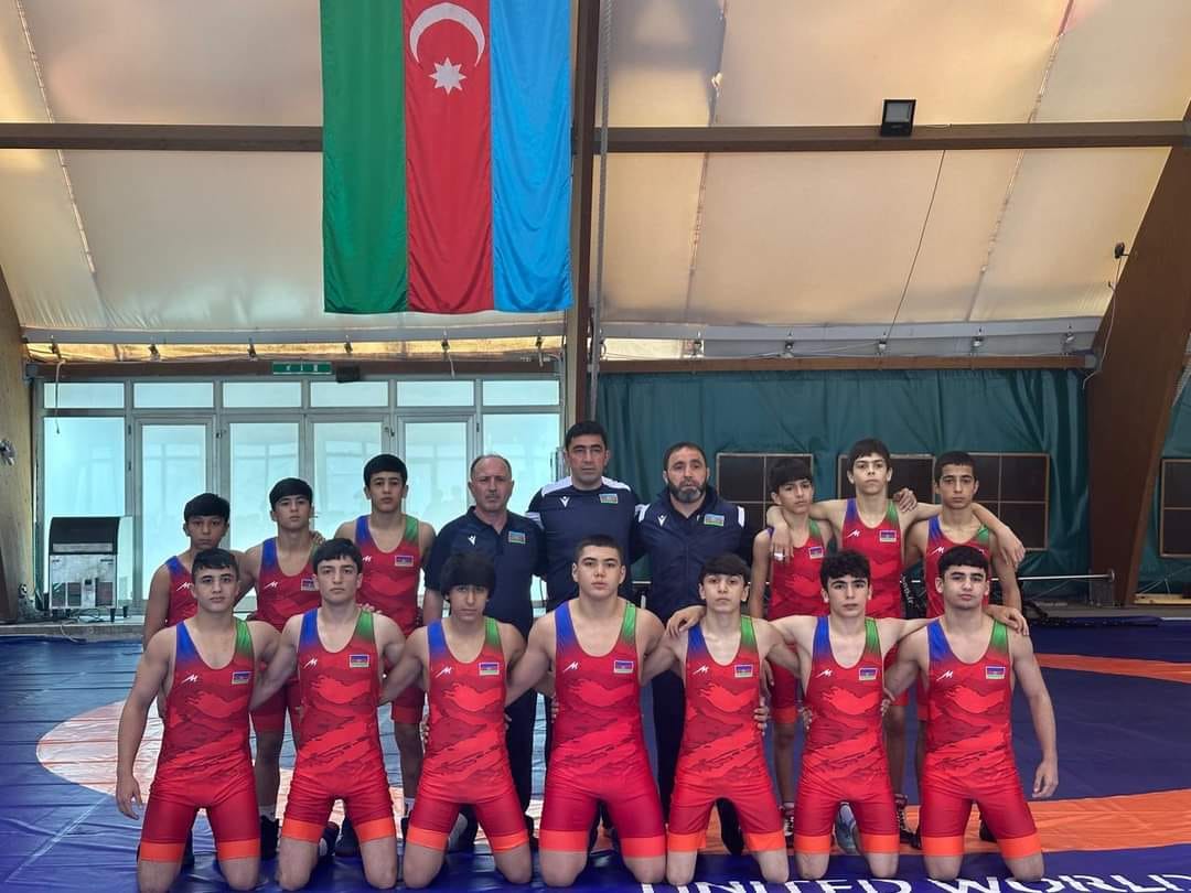 Gəncə məktəblisi güləş üzrə Avropa çempionu oldu