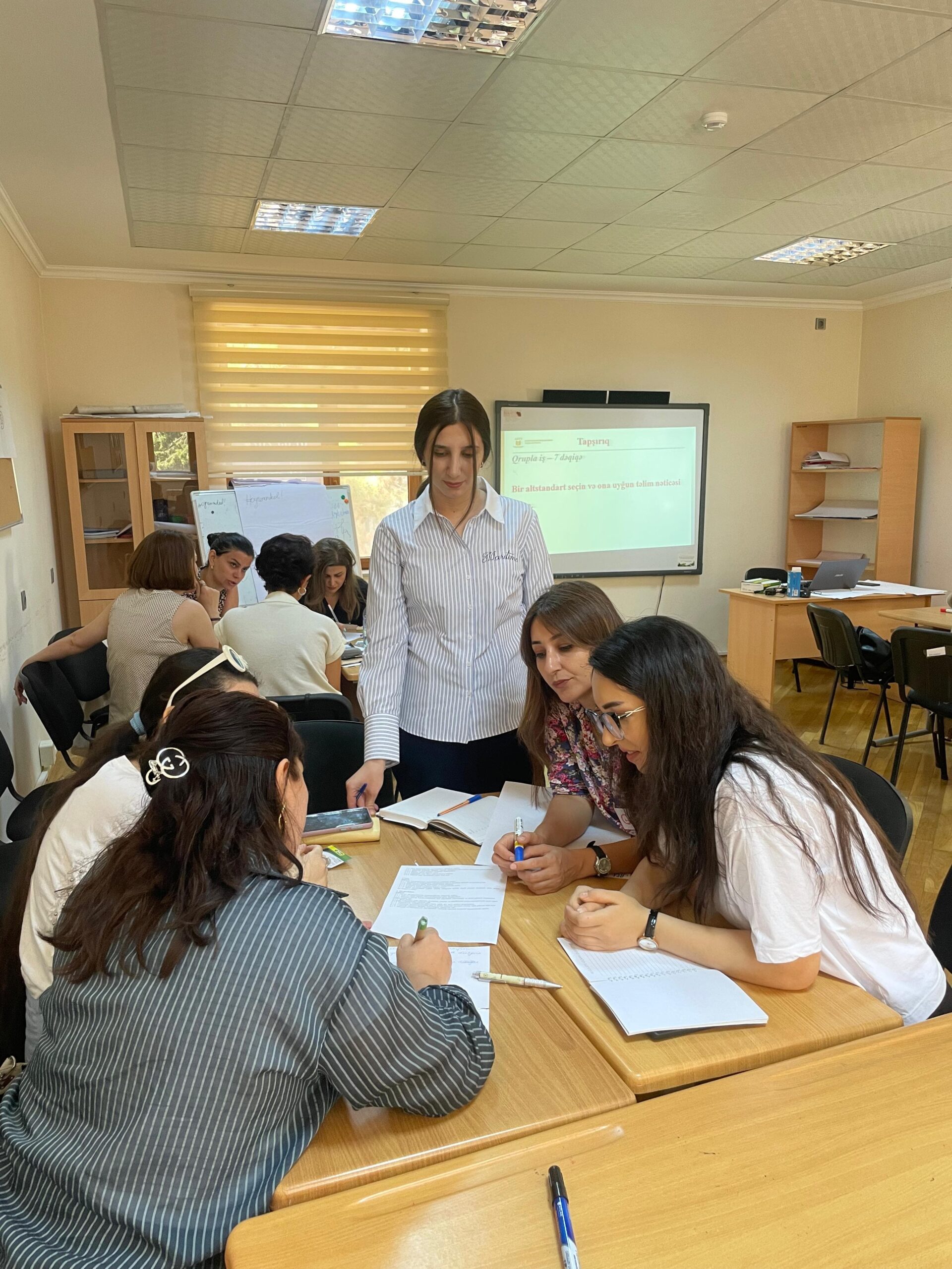 “Müasir metodist” layihəsi çərçivəsində keçirilən təlimlərin ikinci mərhələsi yekunlaşıb