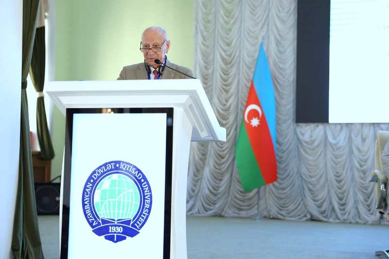 UNEC-də Yaşıl dünya və COP mövzusunda beynəlxalq elmi konfrans keçirilir