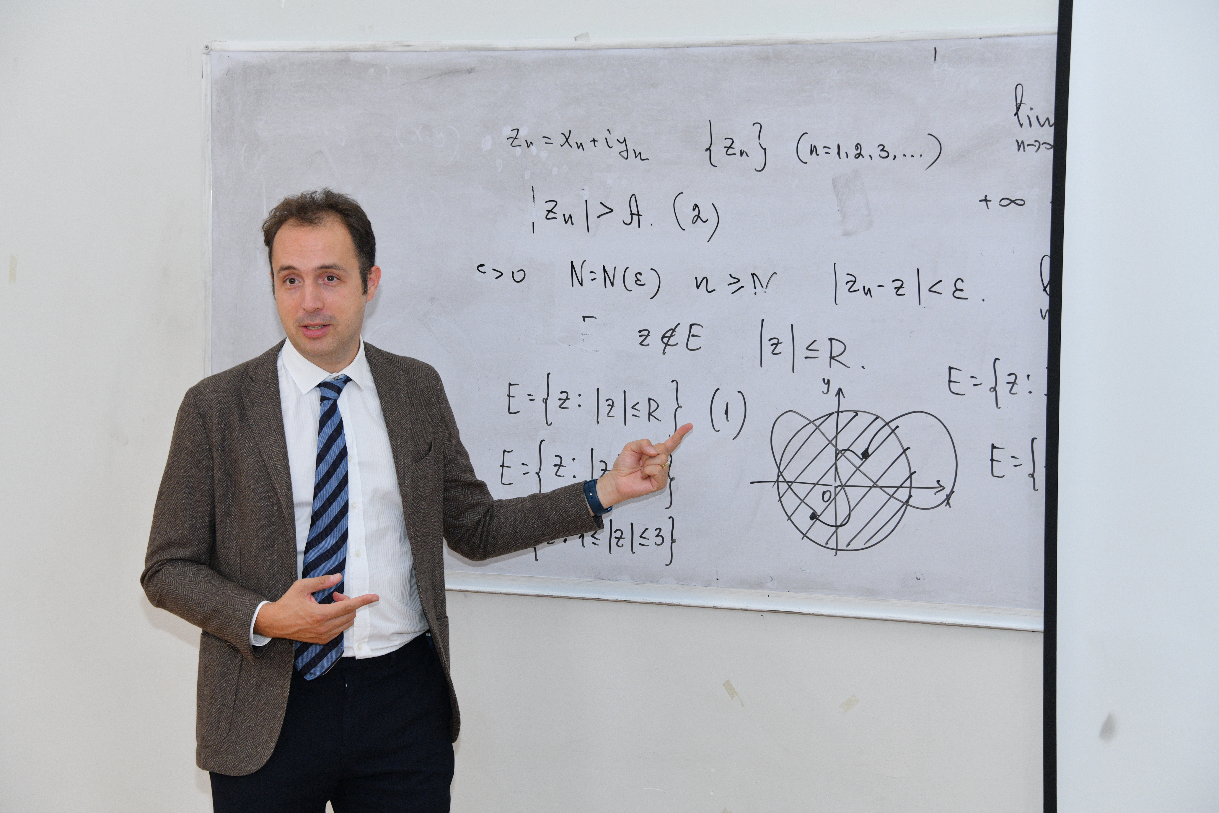 SDU-da “Əsaslı Dizayn metodu ilə Sahibkarlıq və Yeni Biznesin İnkişafı” Proqramı davam edir