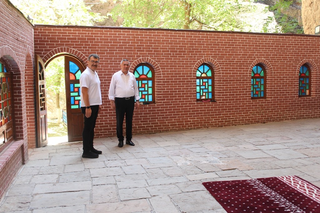 TÜBİTAK rəhbəri Naxçıvanda səfərdə olub