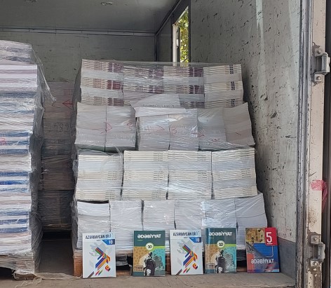 Azərbaycanın Elm və Təhsil Nazirliyi Gürcüstandakı soydaşlarımıza 650 mindən çox dərslik və dərs vəsaiti göndərib